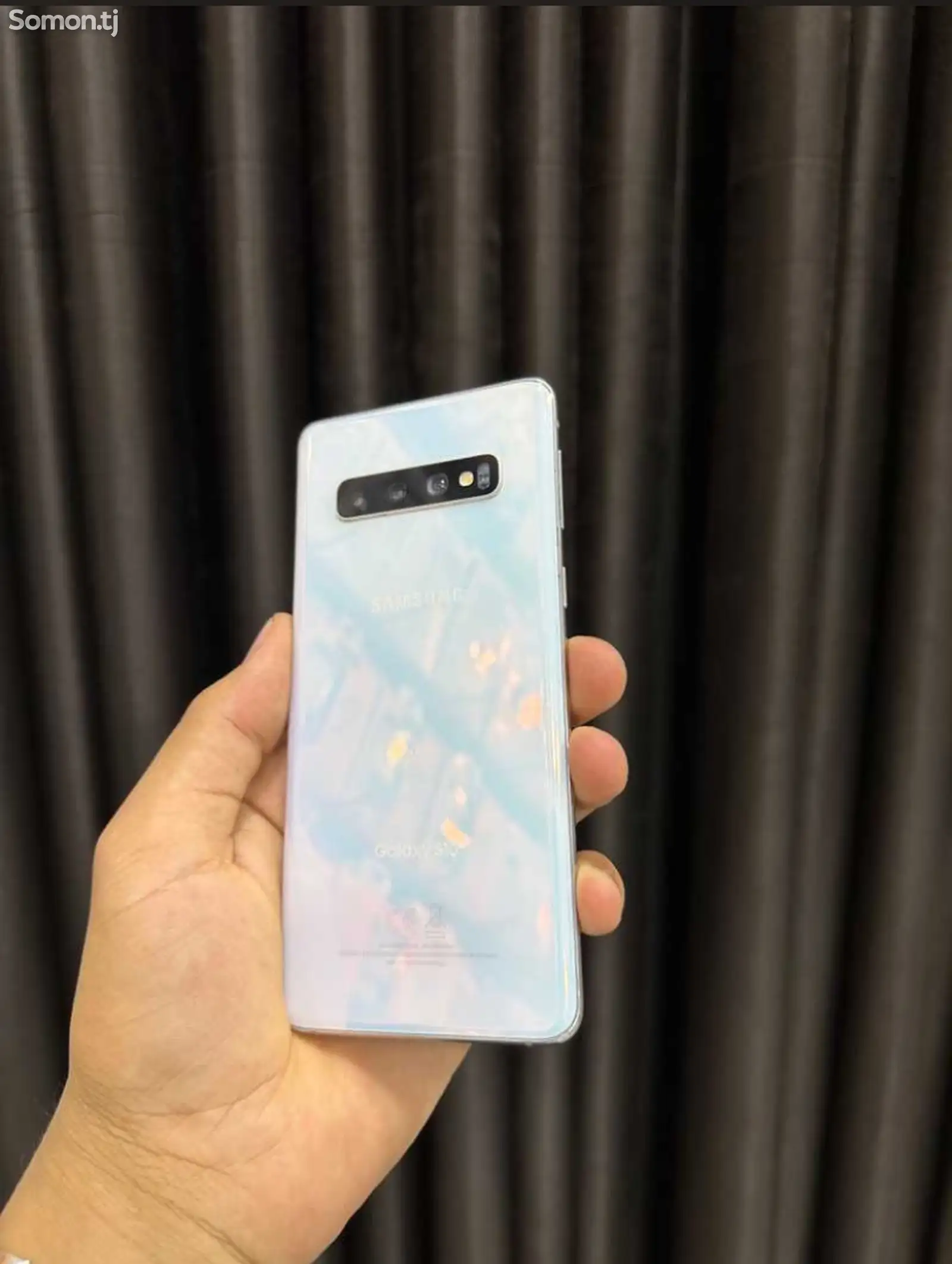 Samsung Galaxy S10-1