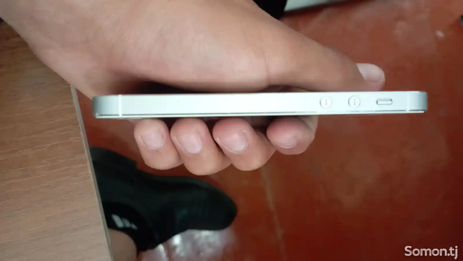 Apple iPhone 5s, 16 gb-9