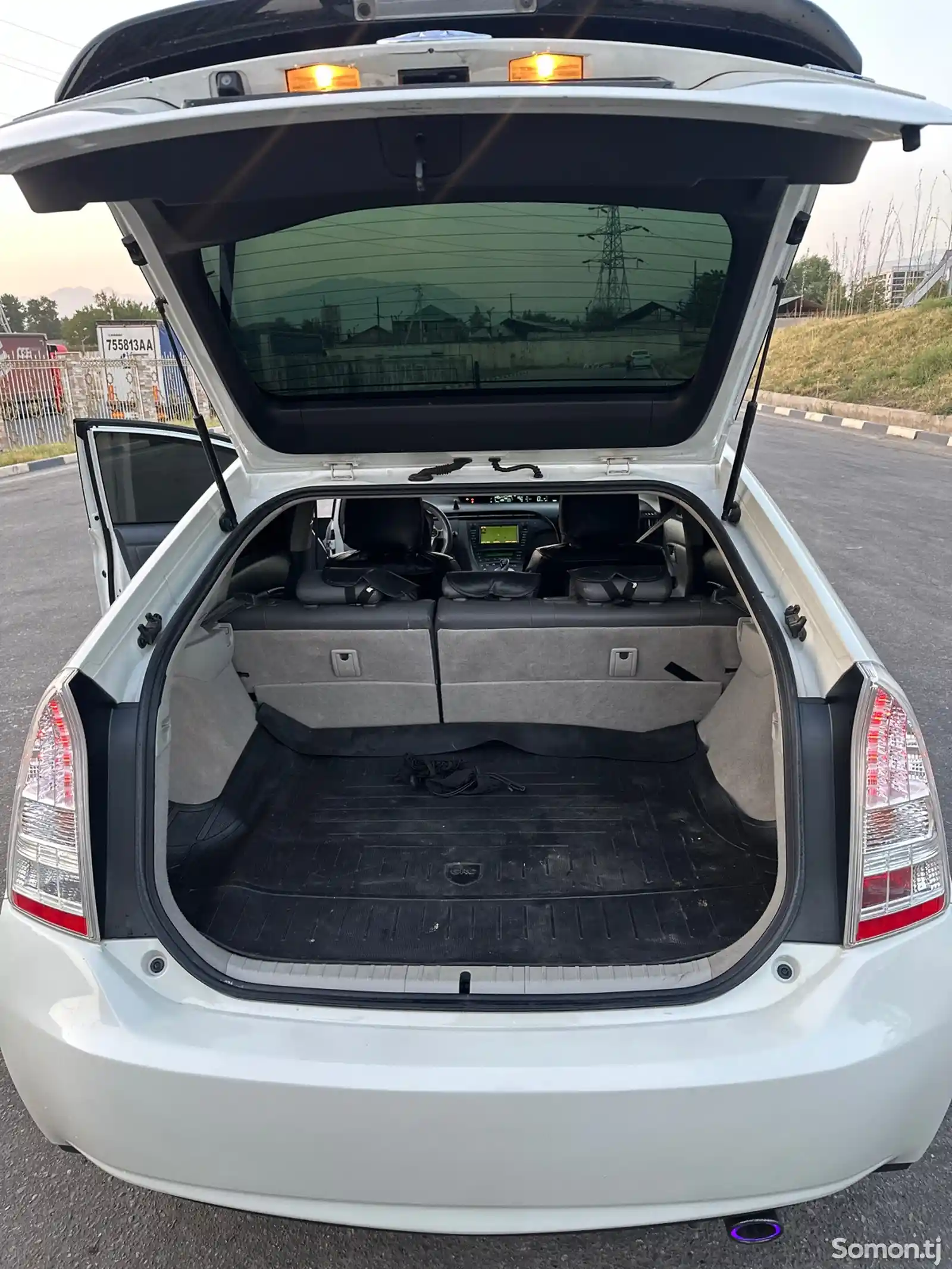 Toyota Prius, 2010-10