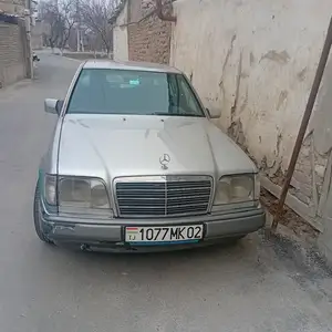 Mercedes-Benz W124, 1995