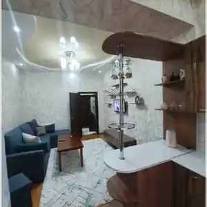 2-комн. квартира, 2 этаж, 50м², 19 мкр