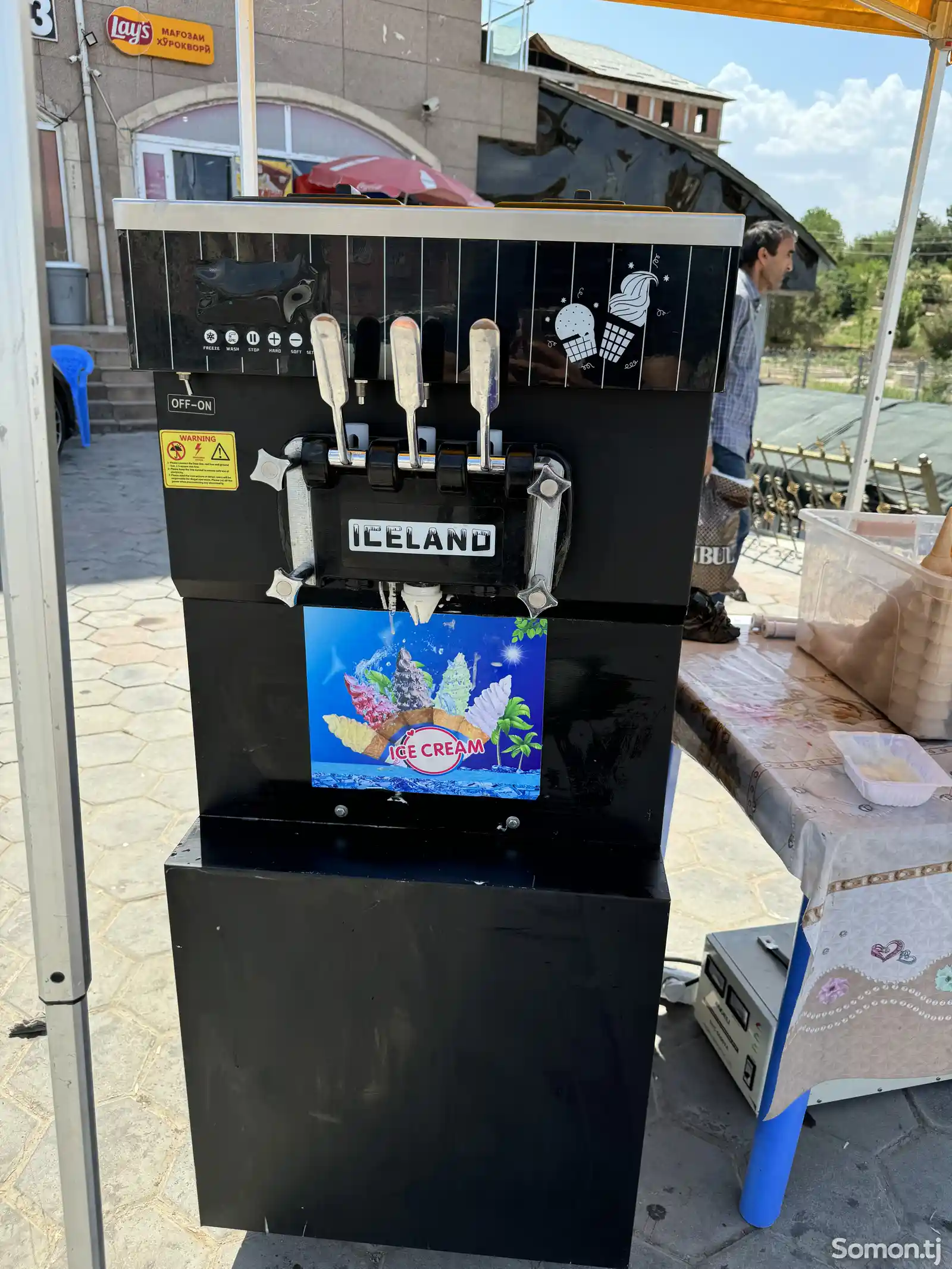 Аппарат для изготовления мороженого-3