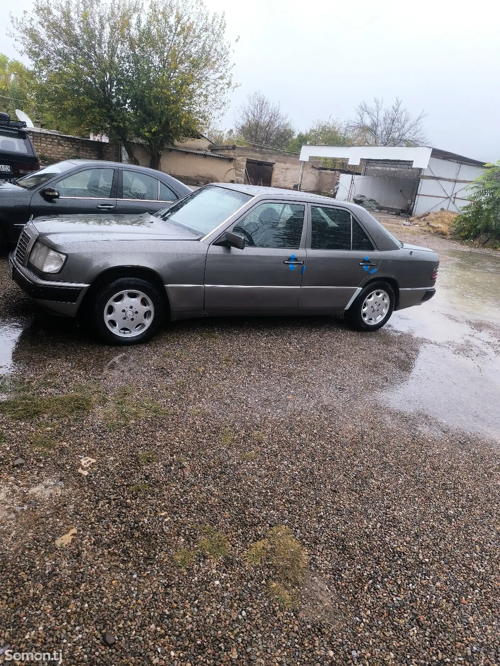 Mercedes-Benz W124, 1993-1