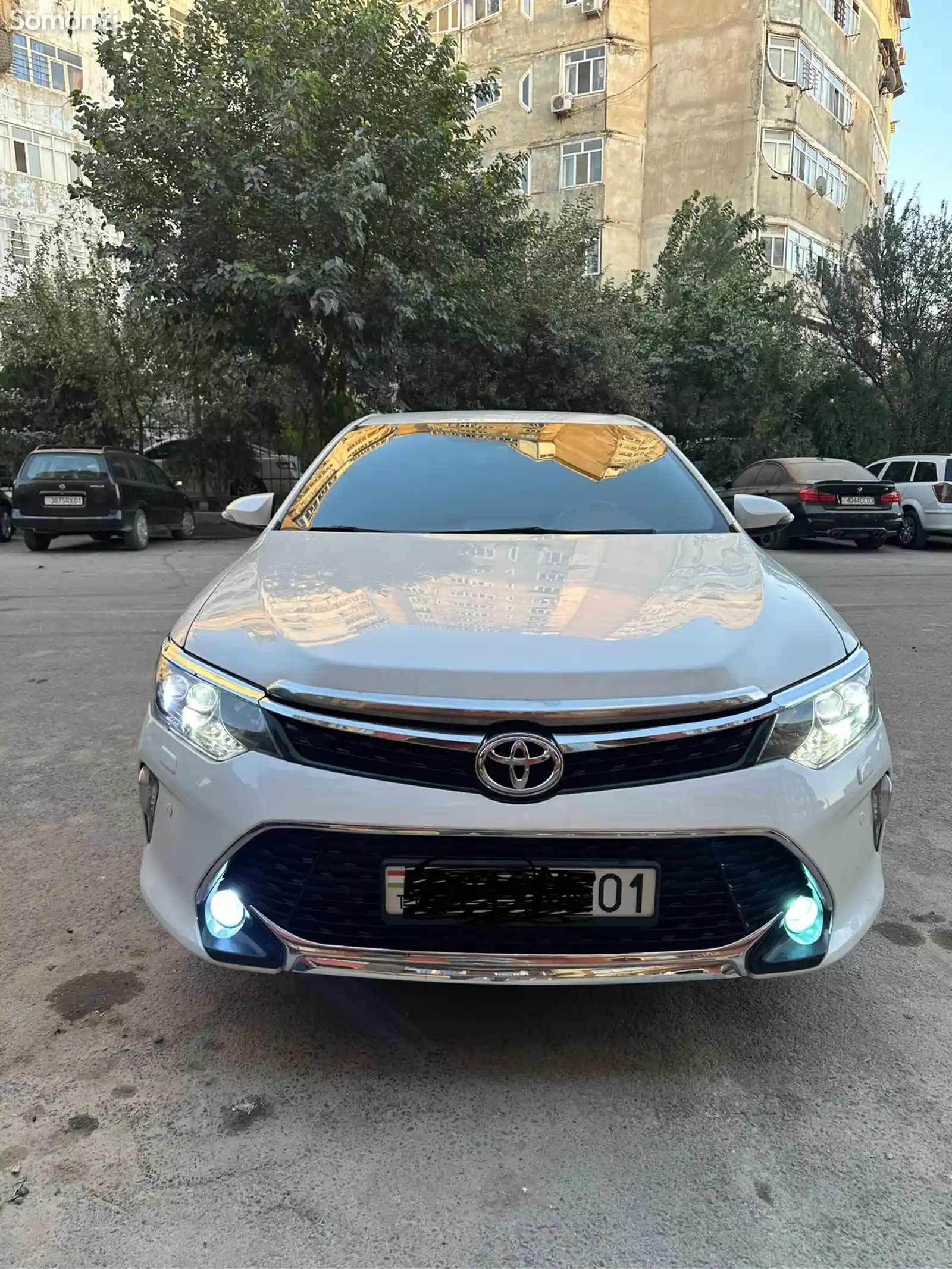 Toyota Camry, 2017-1