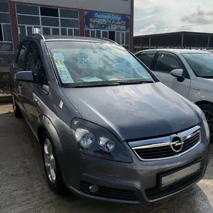 Opel Zafira, 2008