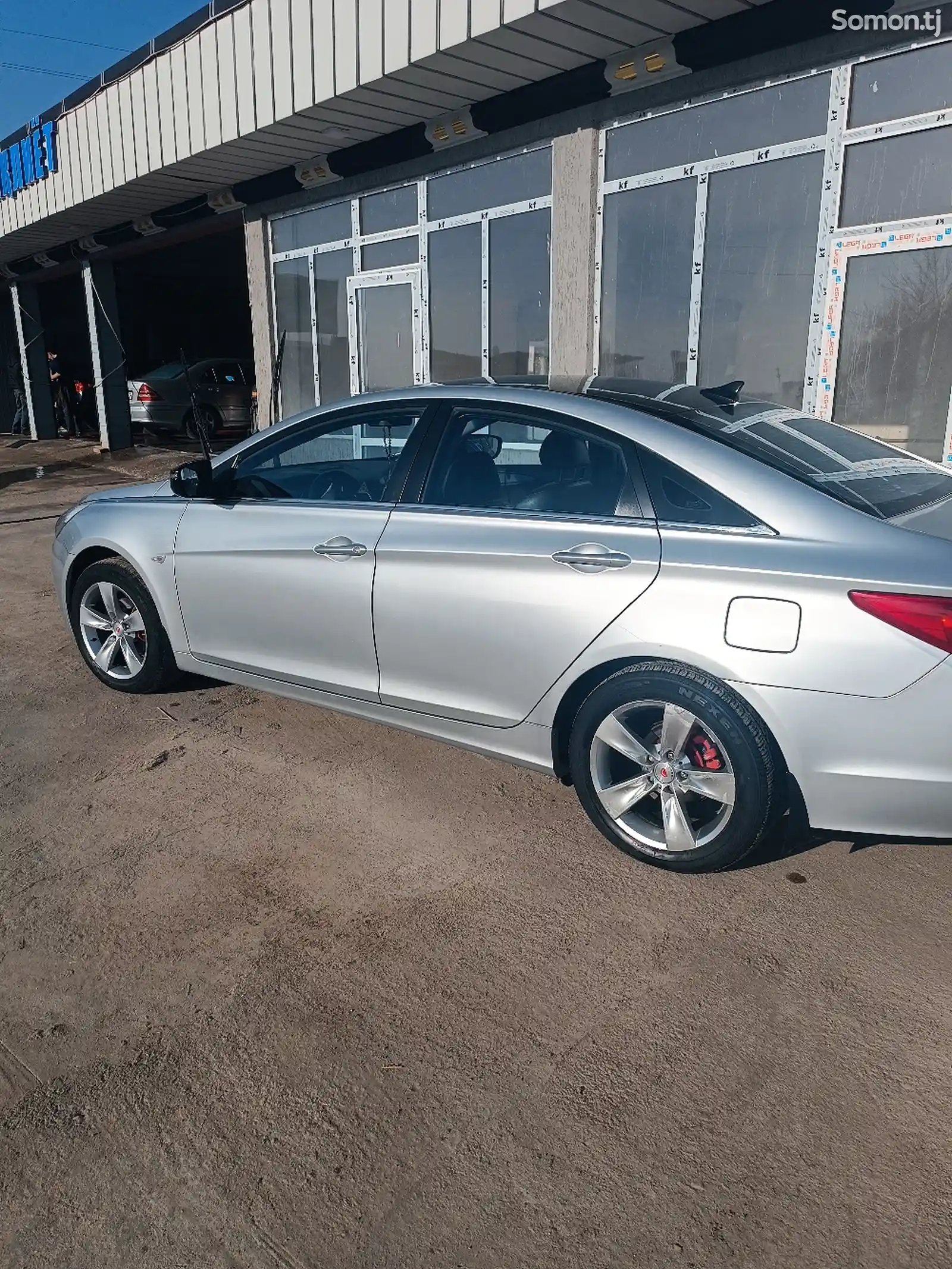 Hyundai Sonata, 2010-4