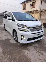 Toyota Vellfire, 2014-8