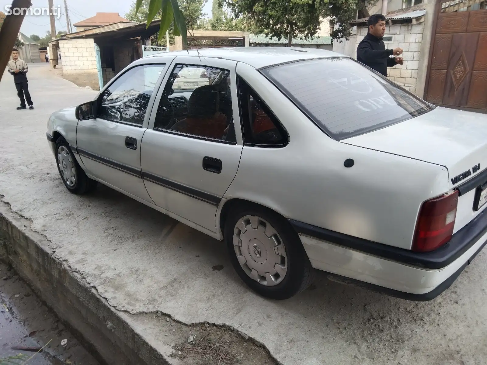 Opel Vectra A, 1992-4