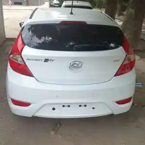 Hyundai Accent, 2014