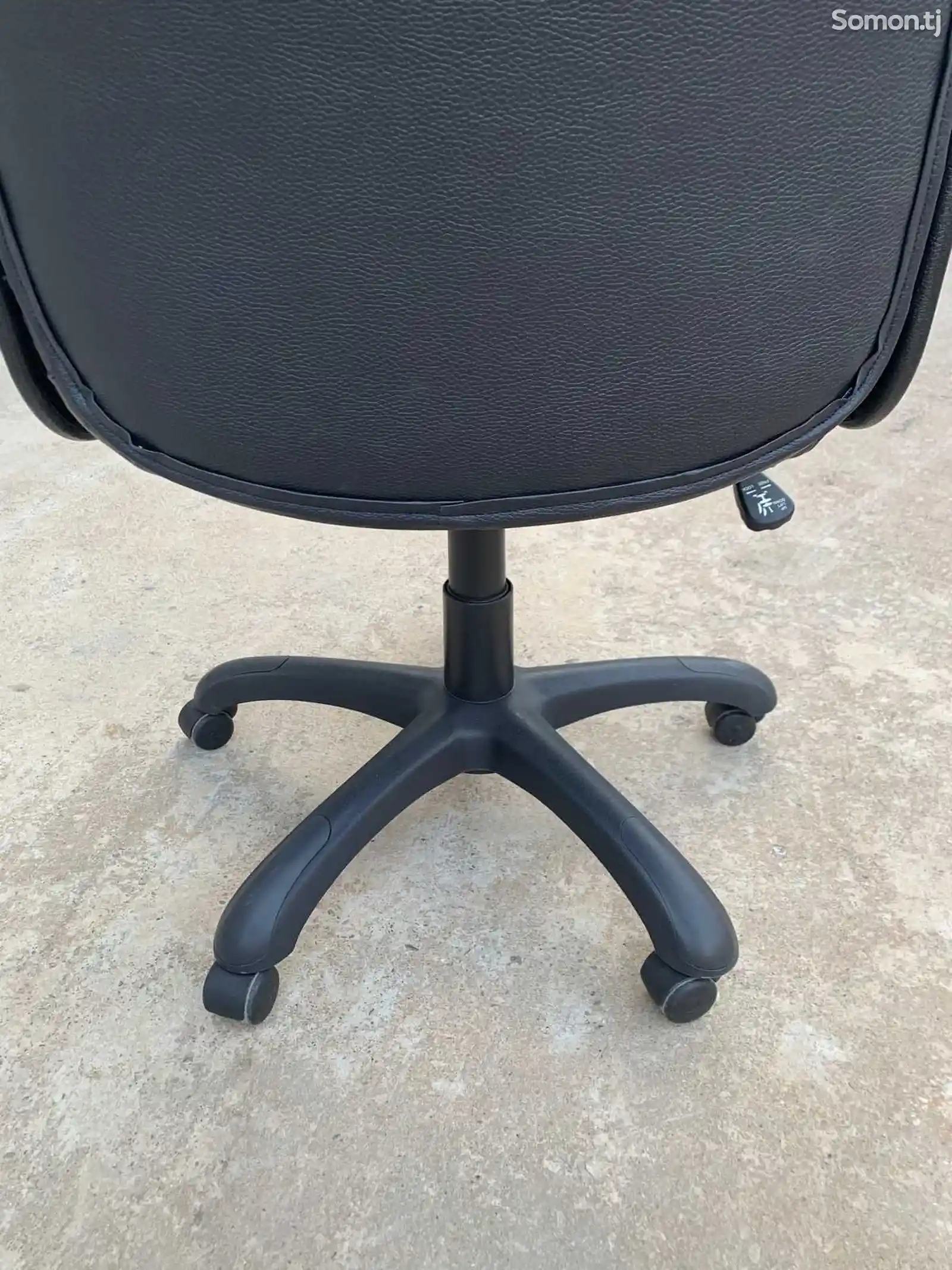 Кресло для офиса-6