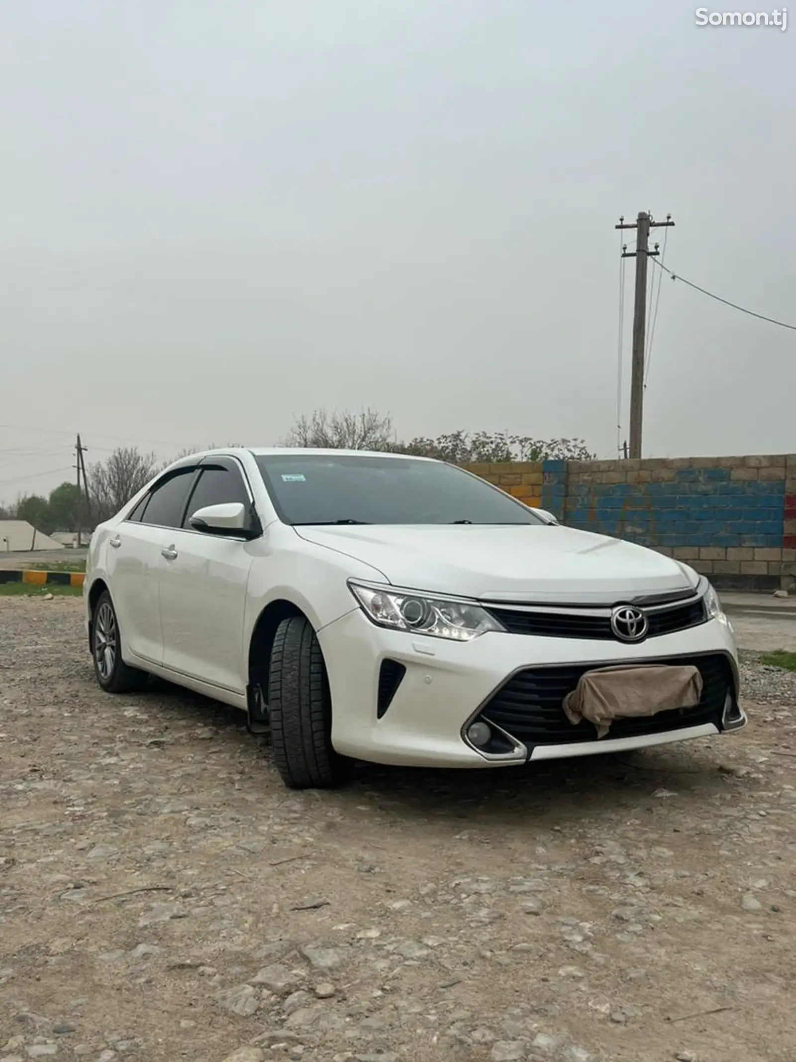 Toyota Camry, 2017-1