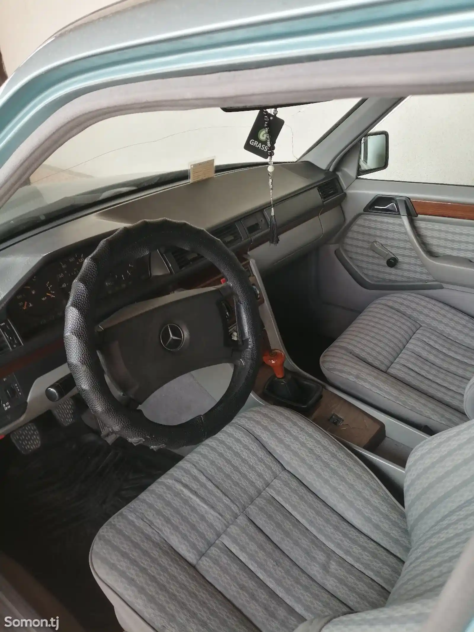 Mercedes-Benz W124, 1990-6
