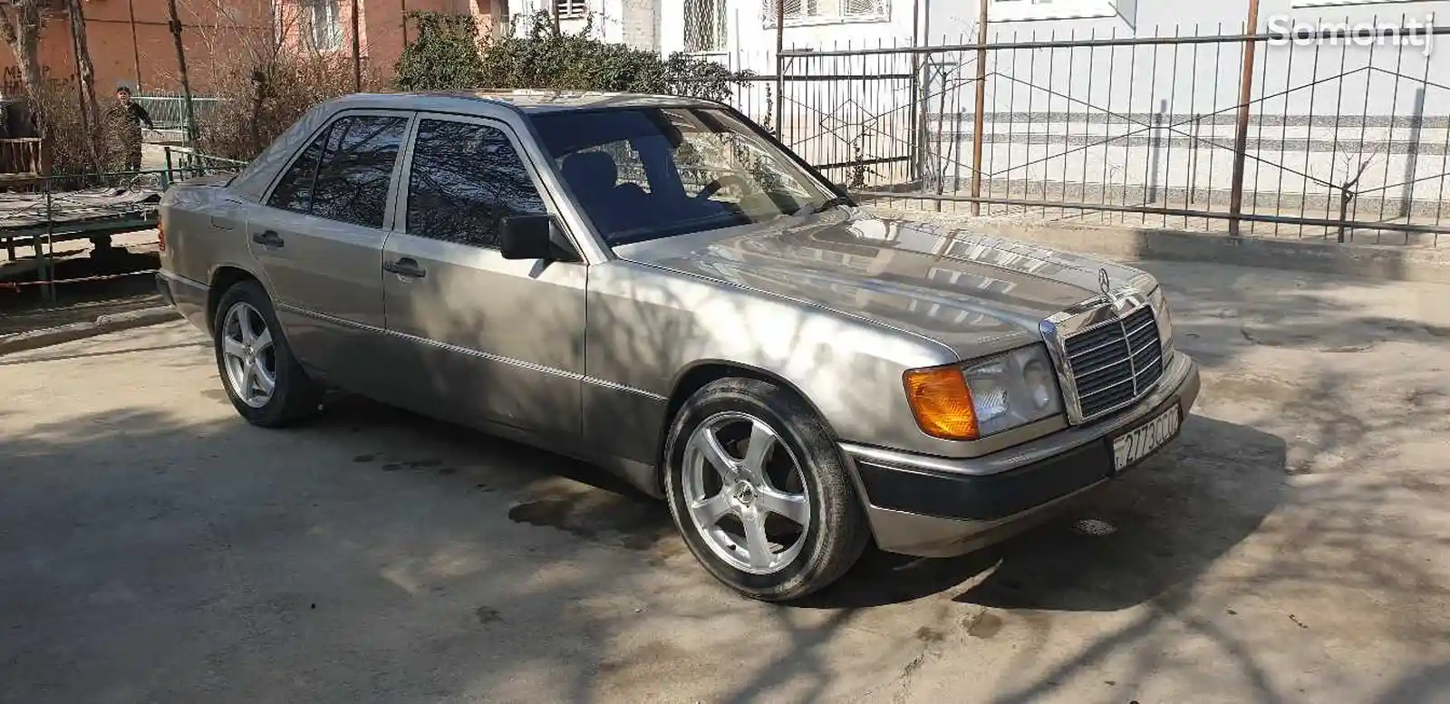 Mercedes-Benz W124, 1986-3