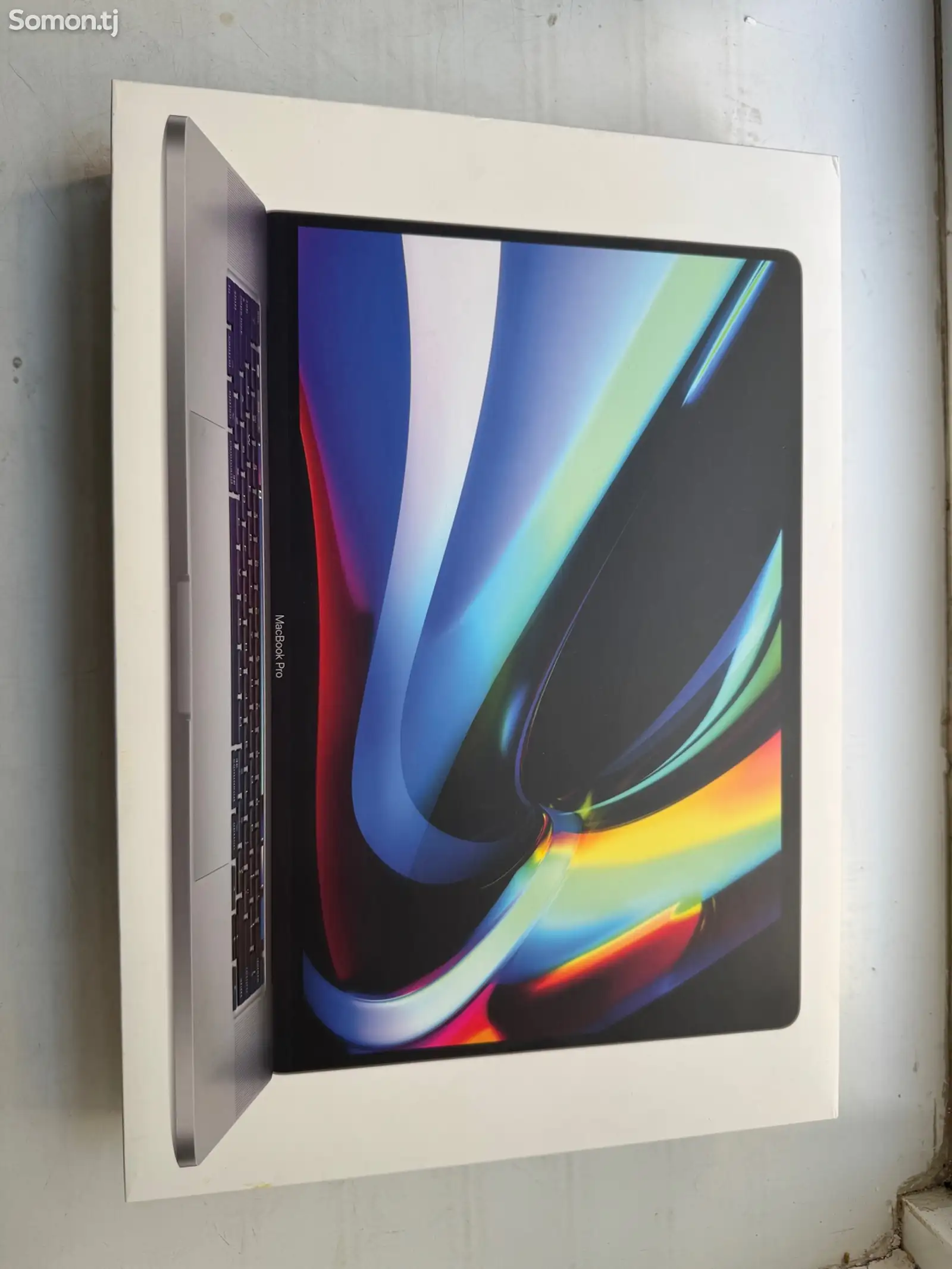 Ноутбук Macbook pro 2019 16 inch-1