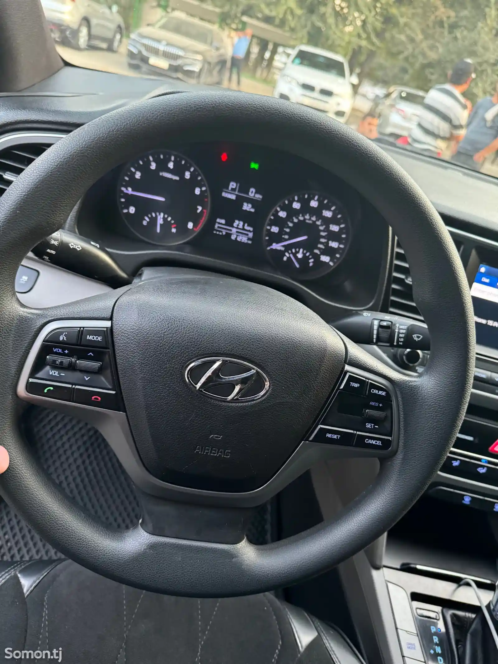 Hyundai Elantra, 2017-7