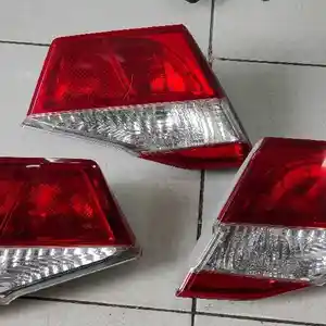 Задние фонари от Toyota Camry 4