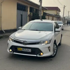 Toyota Camry, 2014