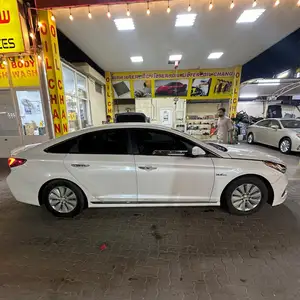 Hyundai Sonata, 2016