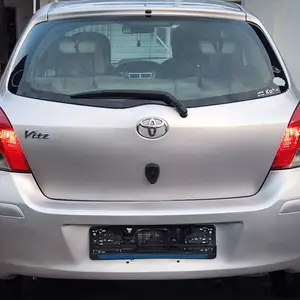 Toyota Vitz, 2010