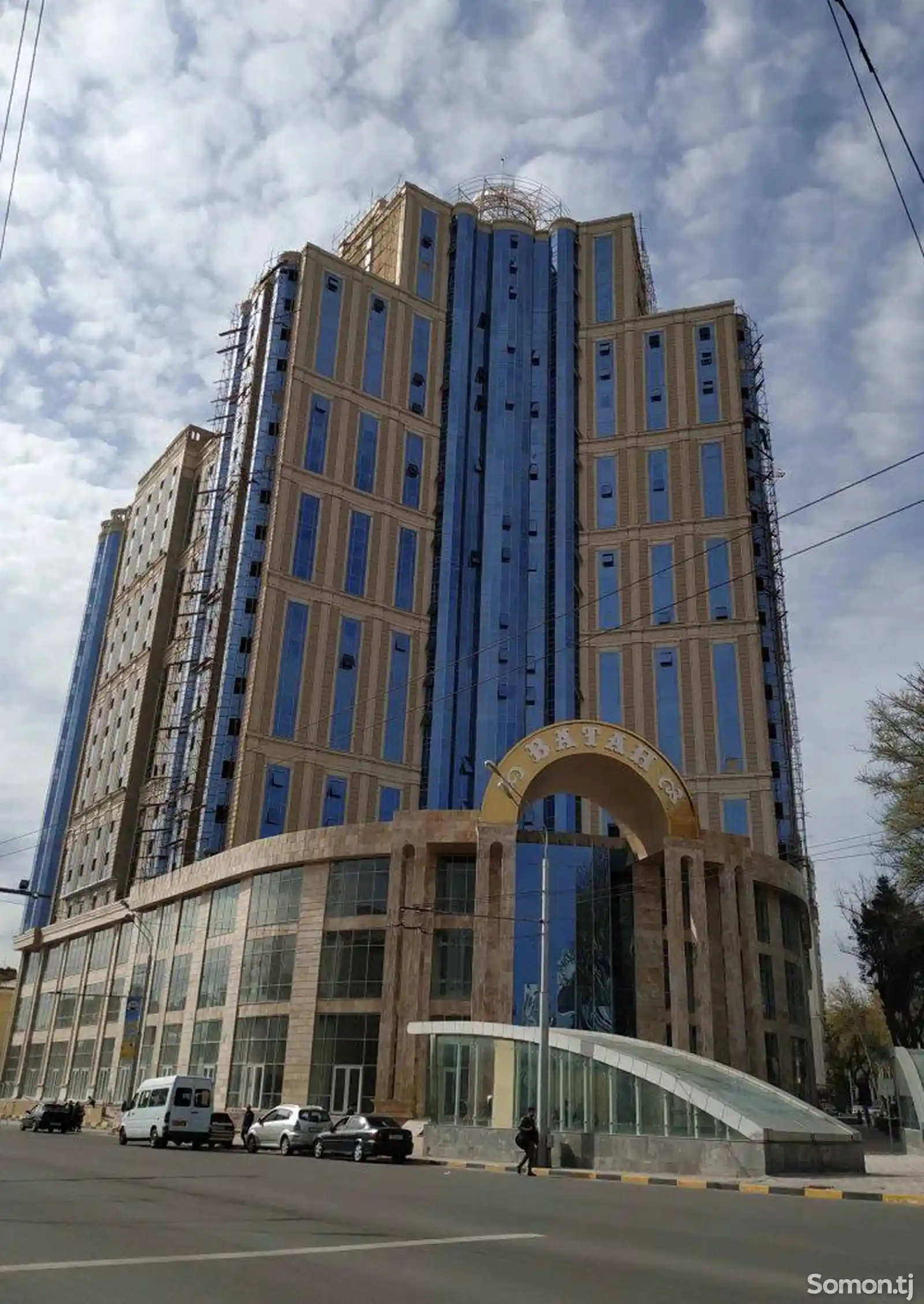 3-комн. квартира, 15 этаж, 130м², Сомони-1