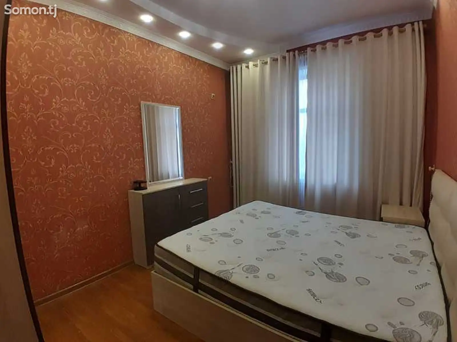 2-комн. квартира, 5 этаж, 90м², 82 мкрн-1