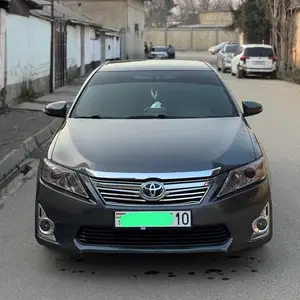 Toyota Camry, 2012