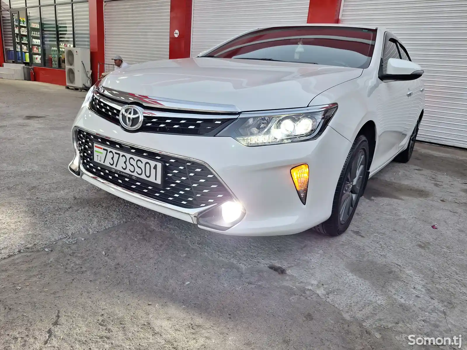 Toyota Camry, 2015-2