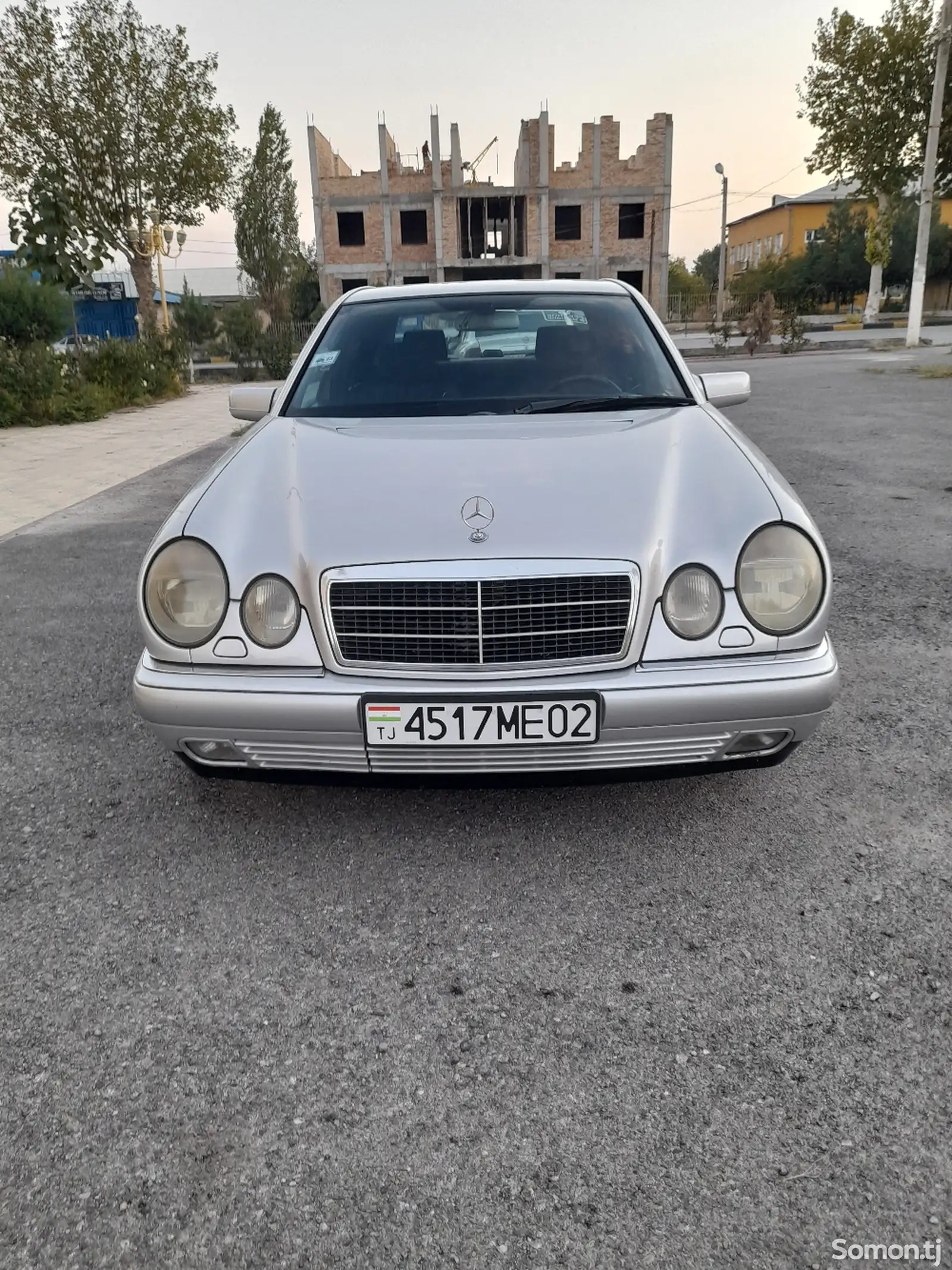 Mercedes-Benz E class, 1998-9