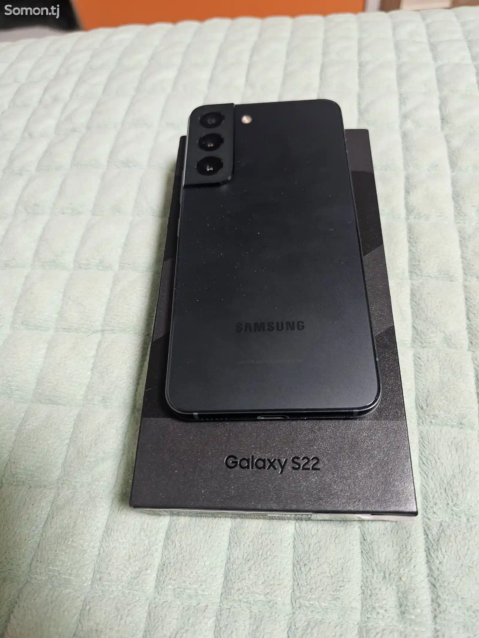 Samsung Galaxy S22-5