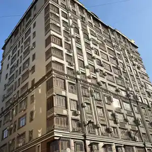 3-комн. квартира, 12 этаж, 90 м², 82мкр