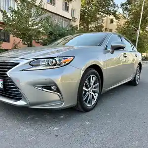 Lexus ES series, 2018