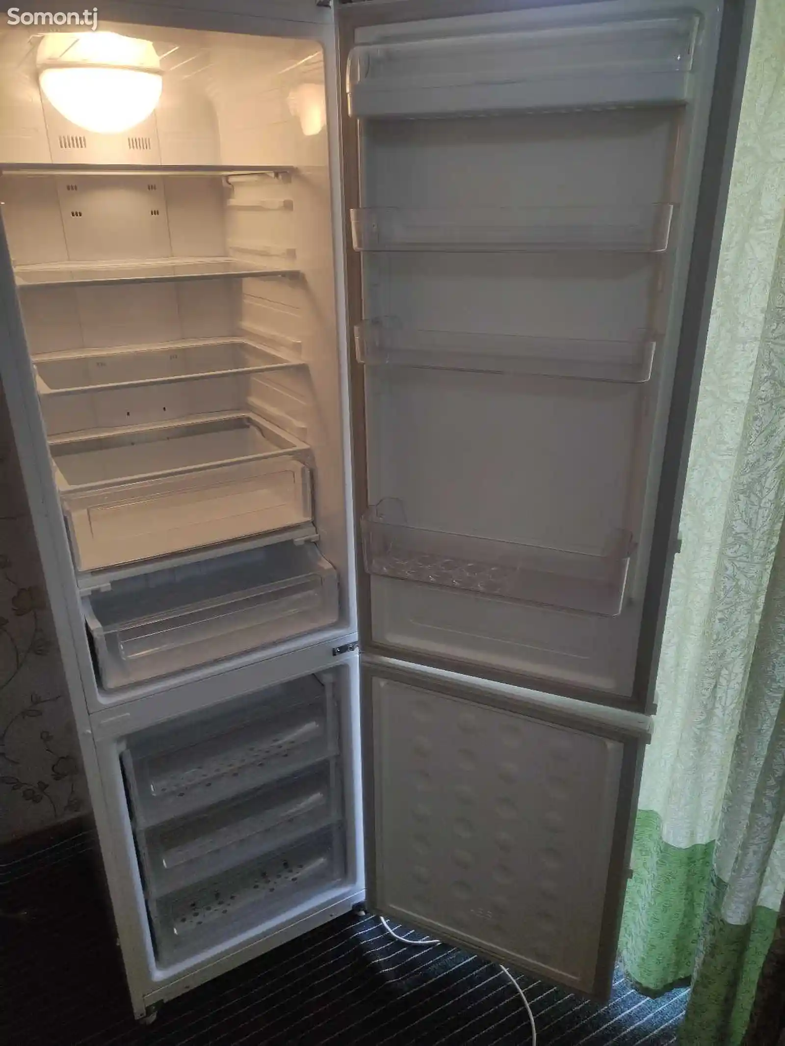 Холодильник Samsung-10