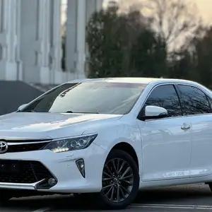 Toyota Camry, 2015