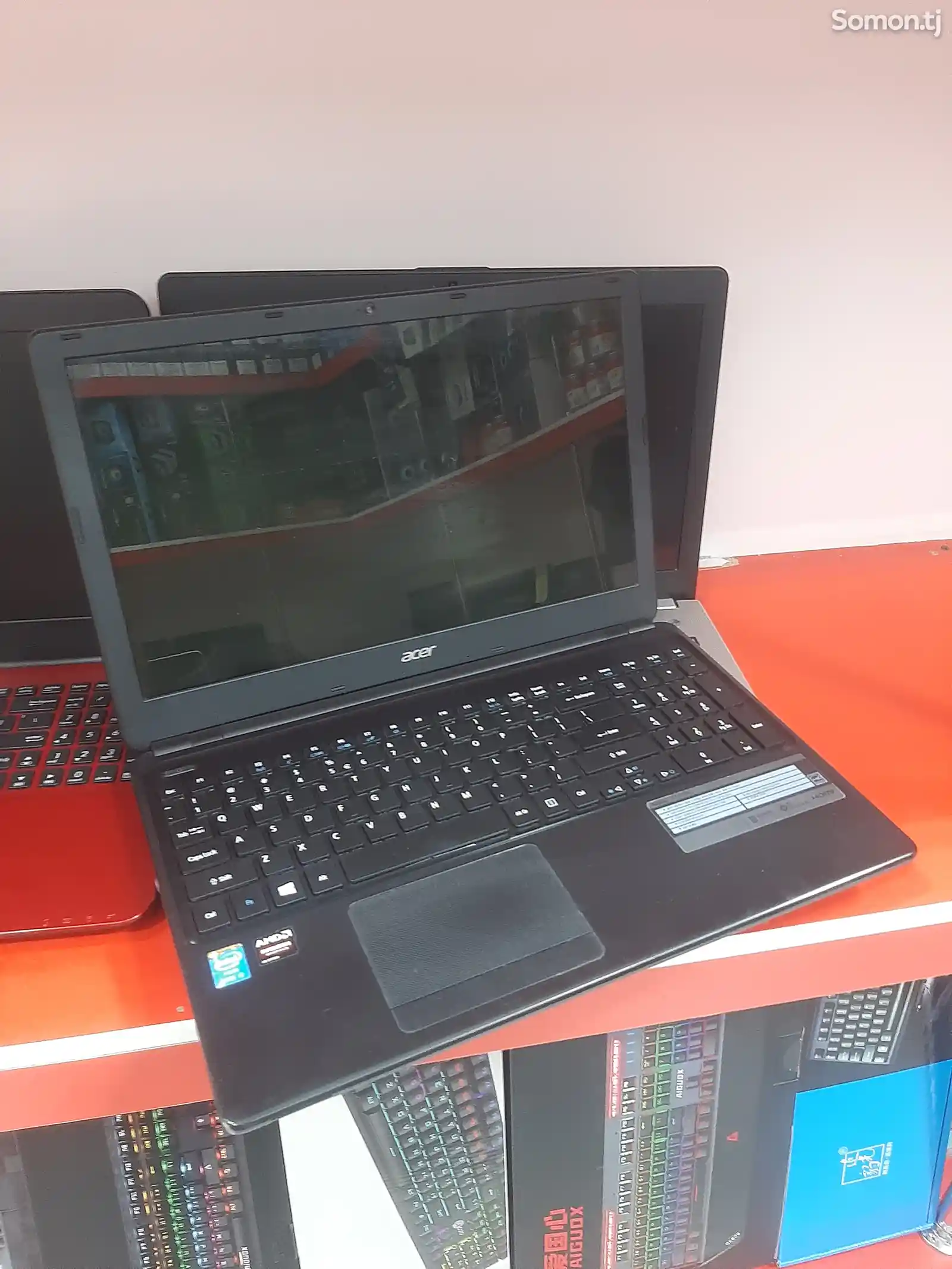 Ноутбук Acer-1