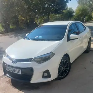 Toyota Corolla, 2015