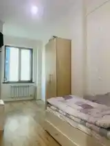 3-комн. квартира, 2 этаж, 87м², Исмоили.Сомони-3