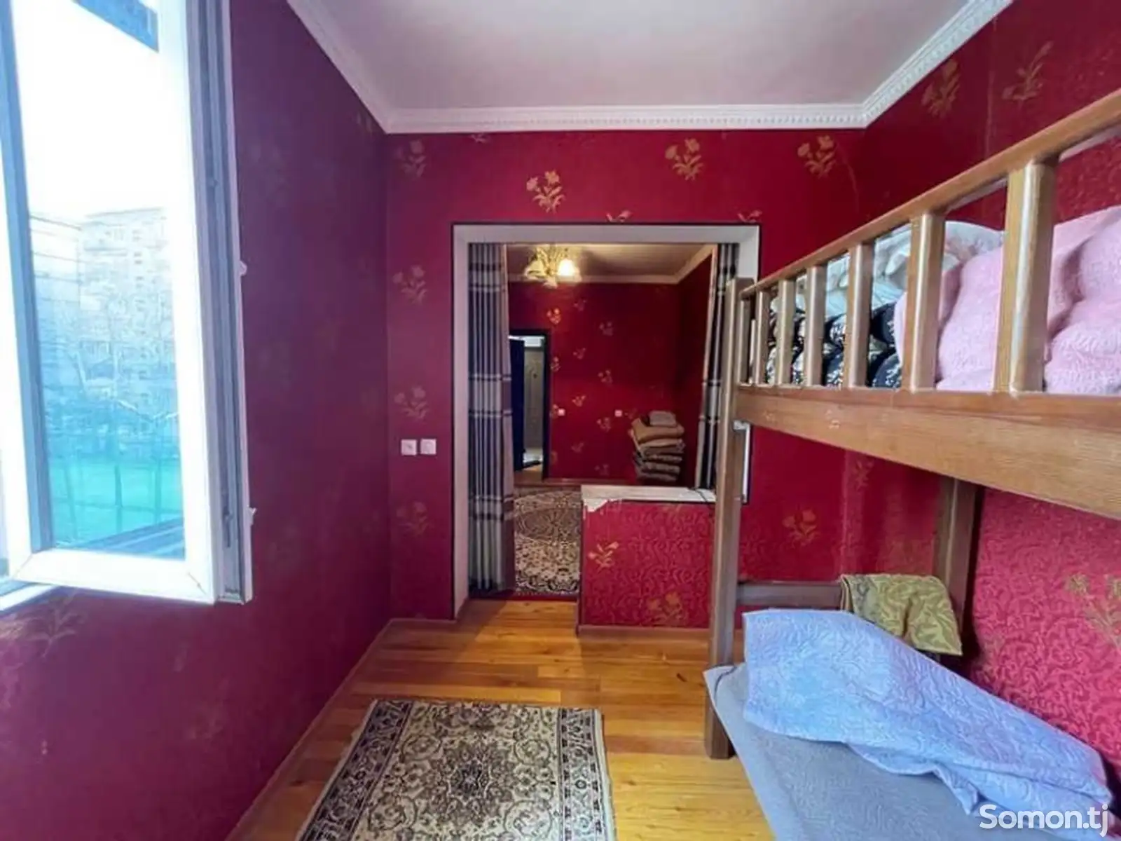 4-комн. квартира, 3 этаж, 96м², сино-1