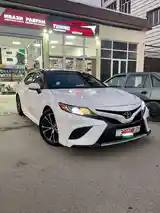 Toyota Camry, 2017-3