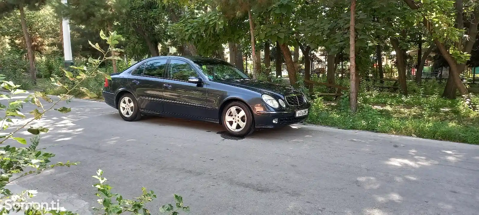 Mercedes-Benz E class, 2002-3