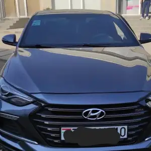 Hyundai Elantra, 2017