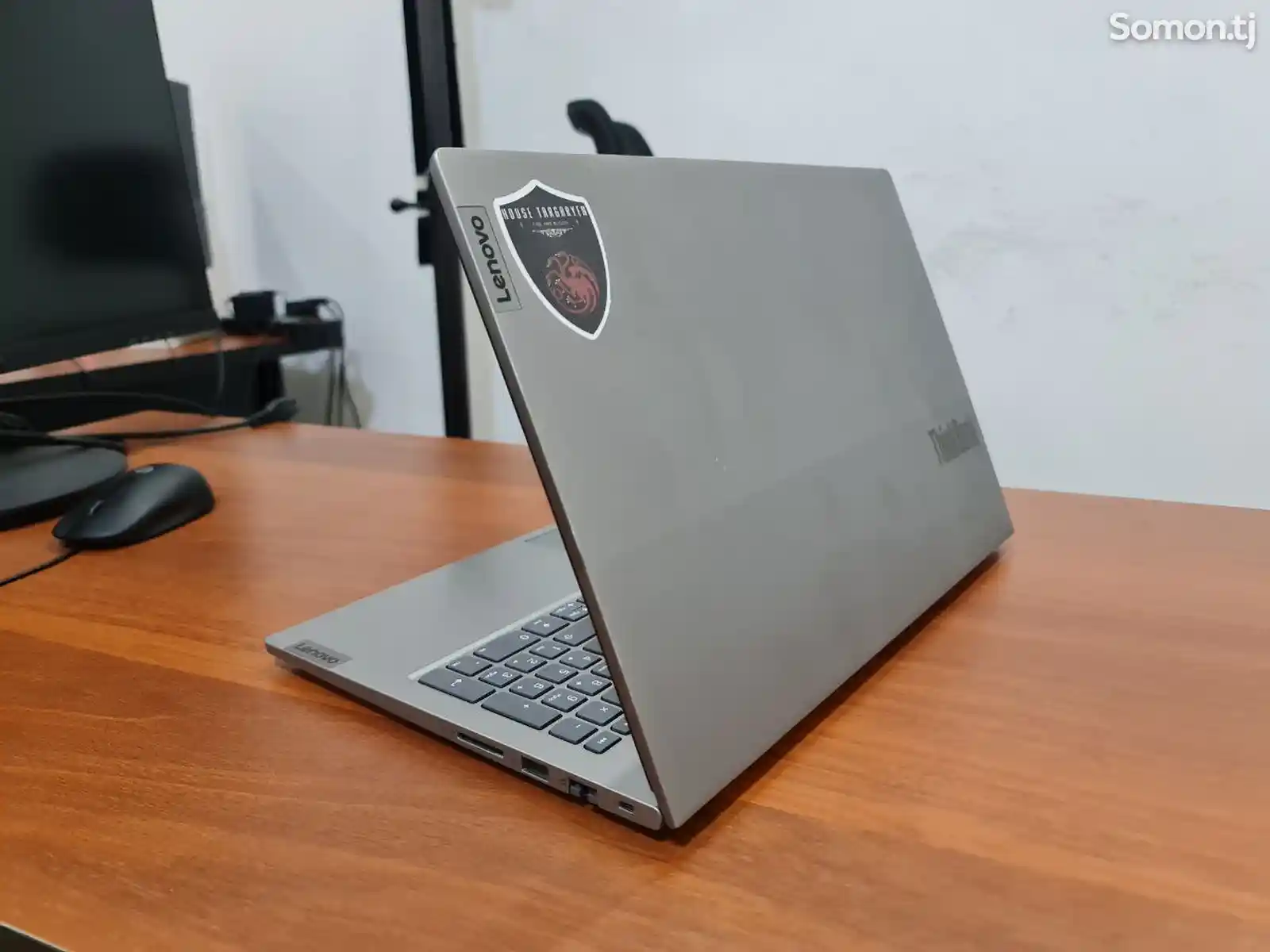 Ноутбук Lenovo ThinkBook-4