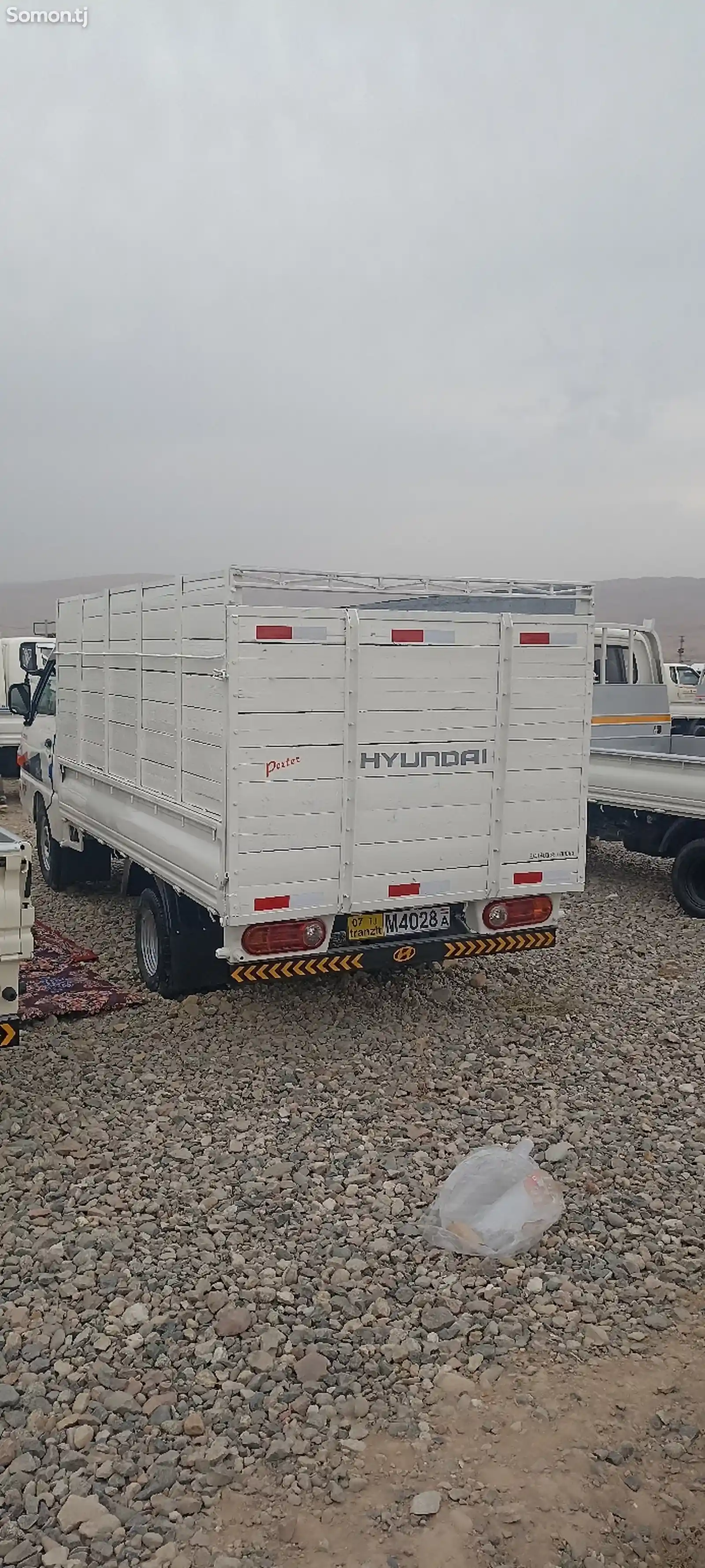 Бортовой грузовик Hyundai Porter 1, 2001-2