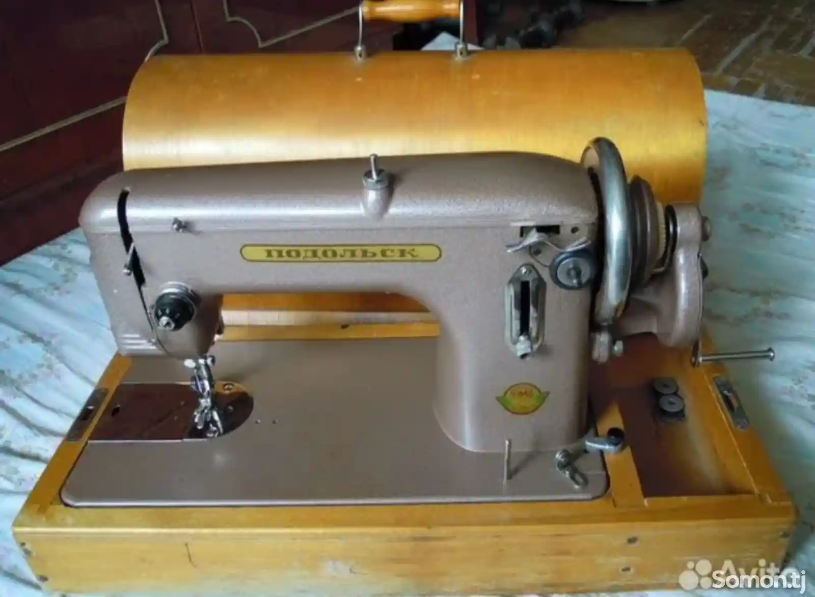 Швейная машинка Подольск 2М-1