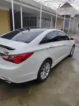 Hyundai Sonata, 2011-10