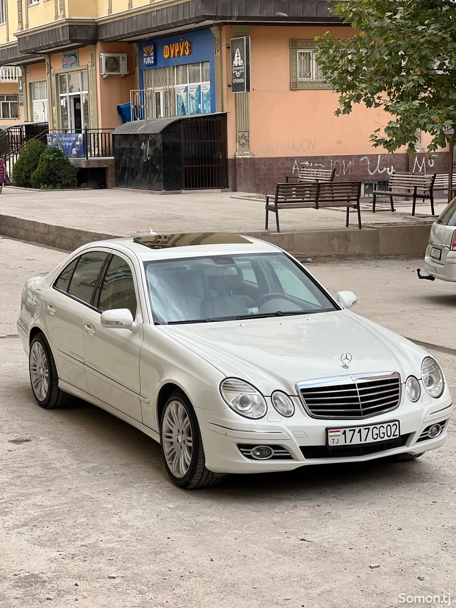 Mercedes-Benz E class, 2008-1