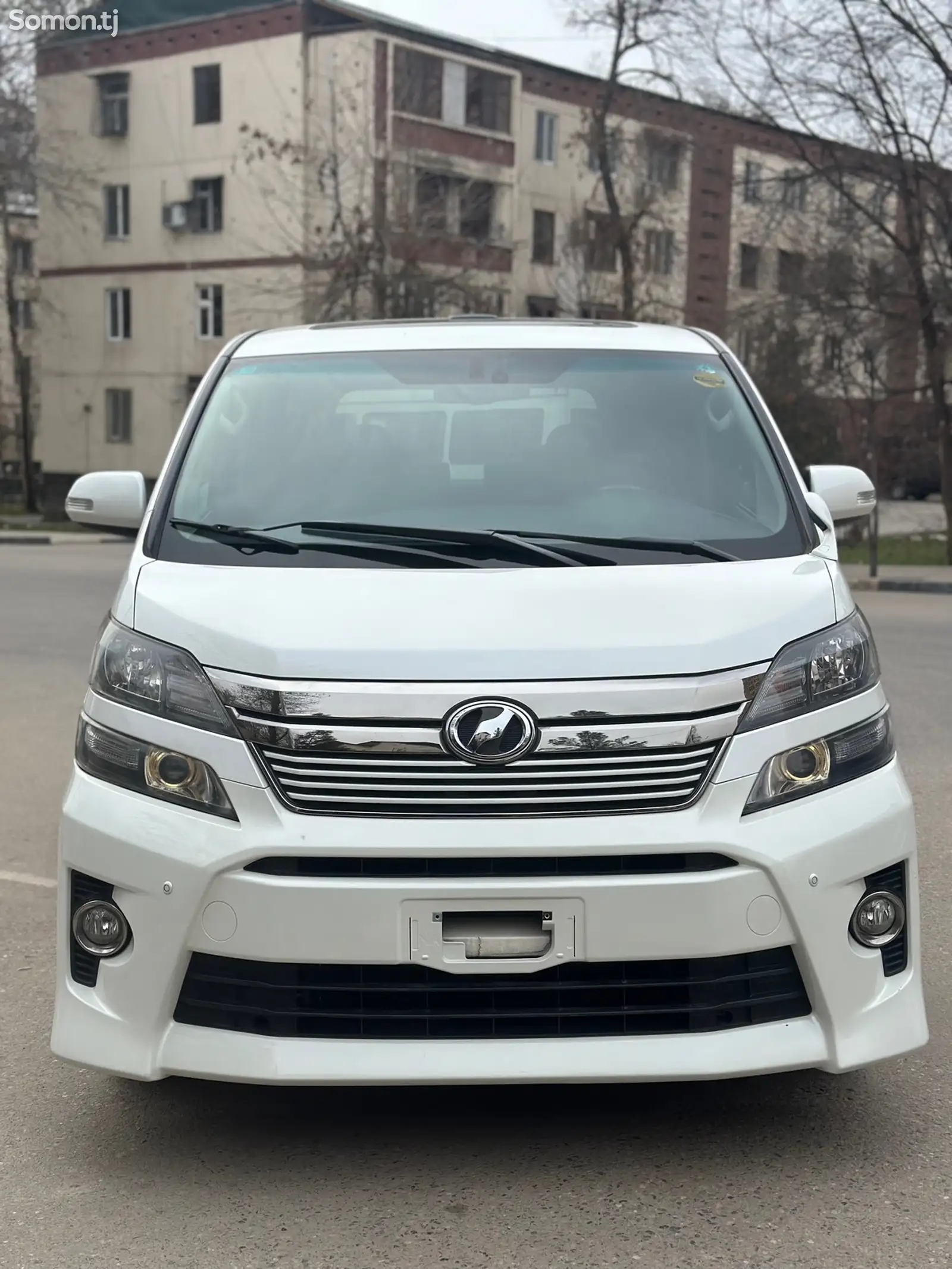 Toyota Vellfire, 2014-1