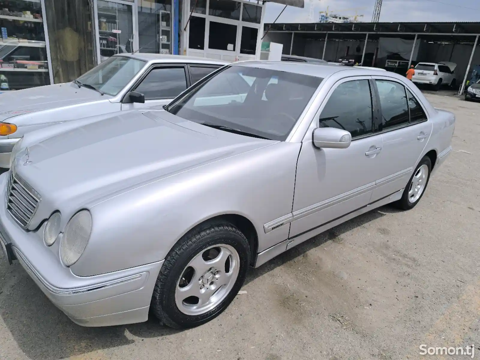 Mercedes-Benz E class, 1996-3