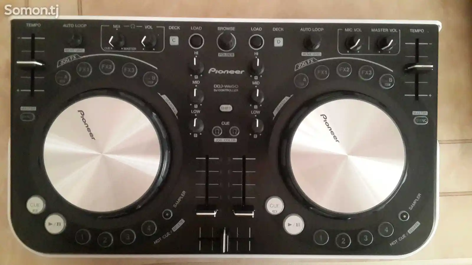 Контроллер Pioneer DJ-2