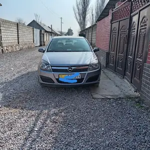 Opel Astra H, 2009