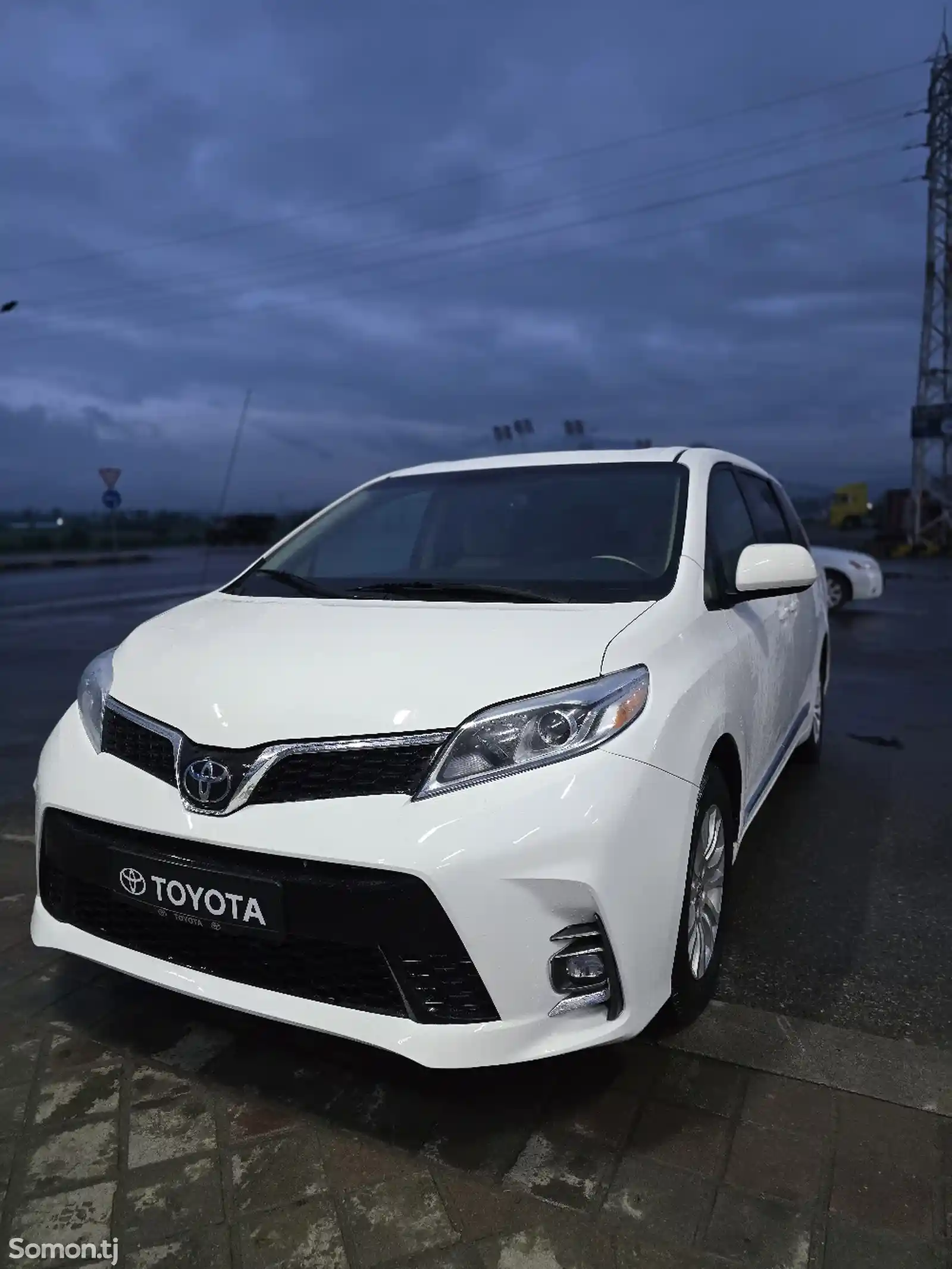 Toyota Sienna, 2014-1